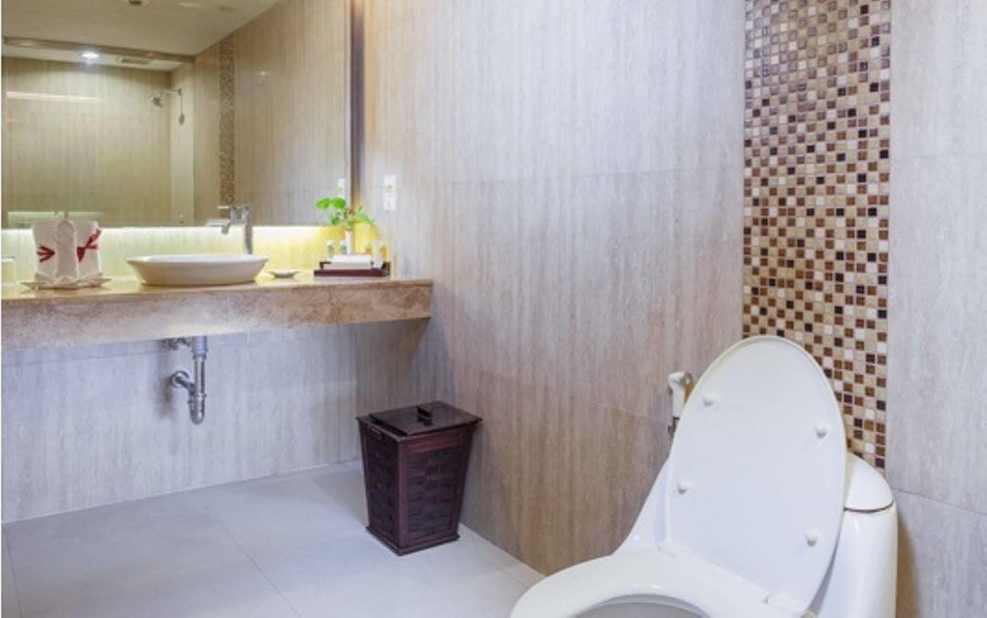 Hotel Sahid Surabaya Exterior photo